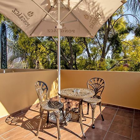 Sunward Park Guest House & Conference Center Boksburg Bagian luar foto