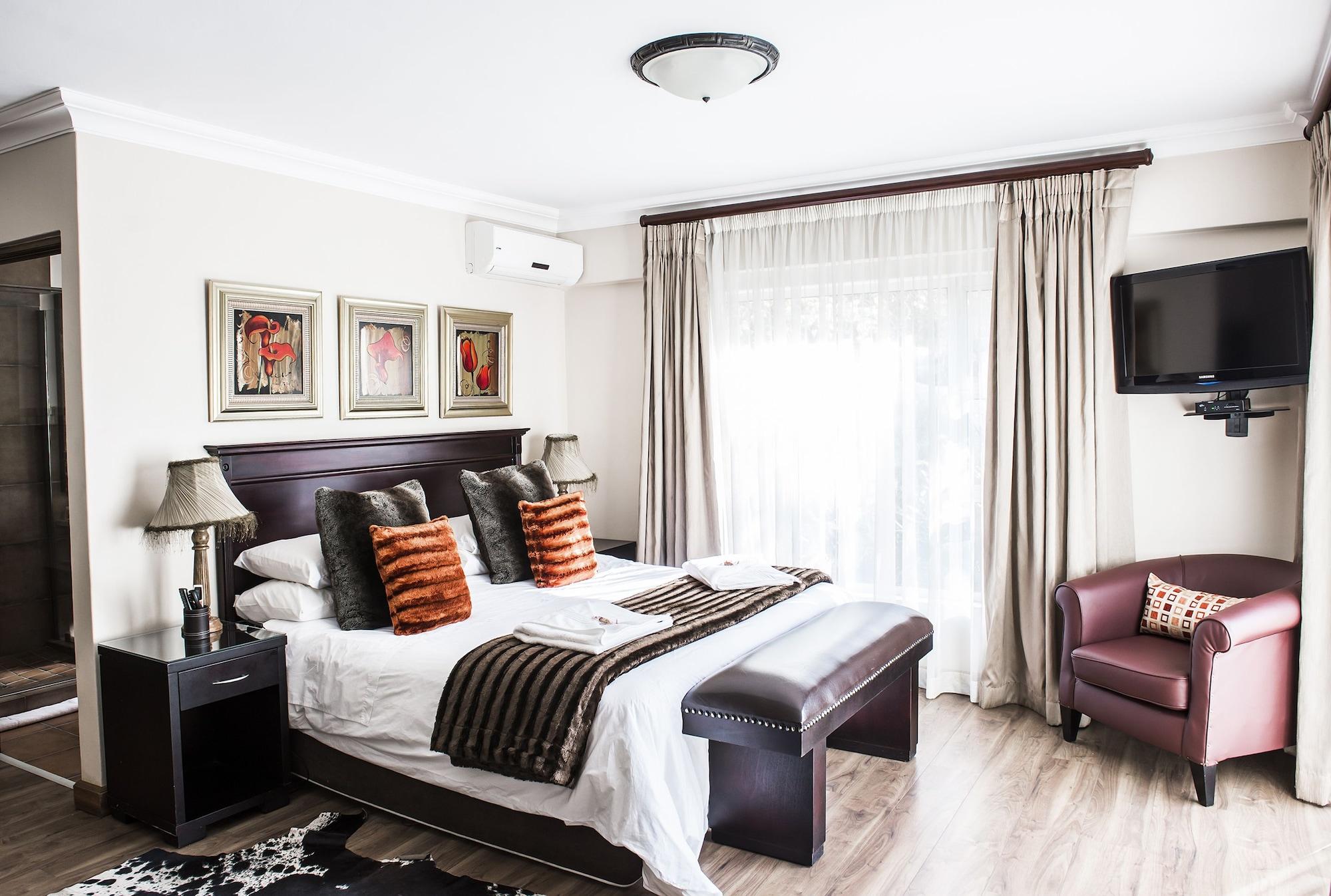 Sunward Park Guest House & Conference Center Boksburg Bagian luar foto